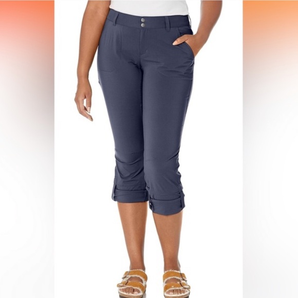 Columbia Omni Shield Saturday Trail pants size 4 Short - Picture 2 of 5